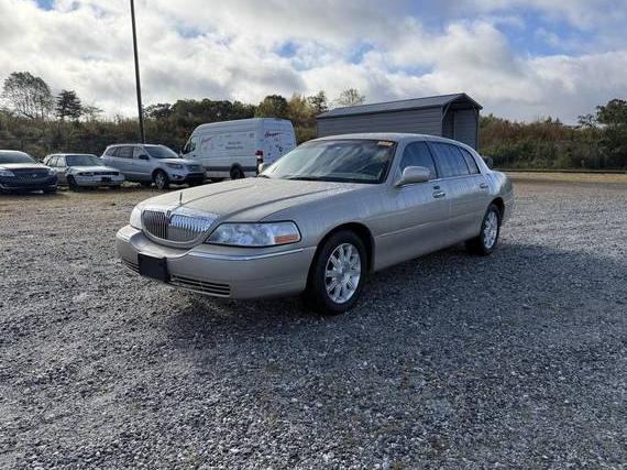 LINCOLN TOWN CAR 2011 2LNBL8FV1BX754266 image LINCOLN TOWN CAR 2011 2LNBL8FV1BX754266 image